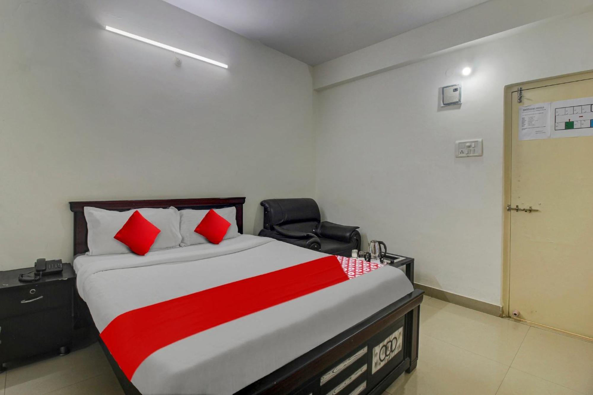 Hotel O Stay U Like Hotel'S Гайдарабад Екстер'єр фото